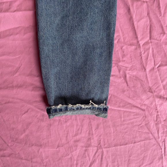 PULL & BEAR DISTRESSED HIGHRISE MOM JEANS - Picture 7 of 9